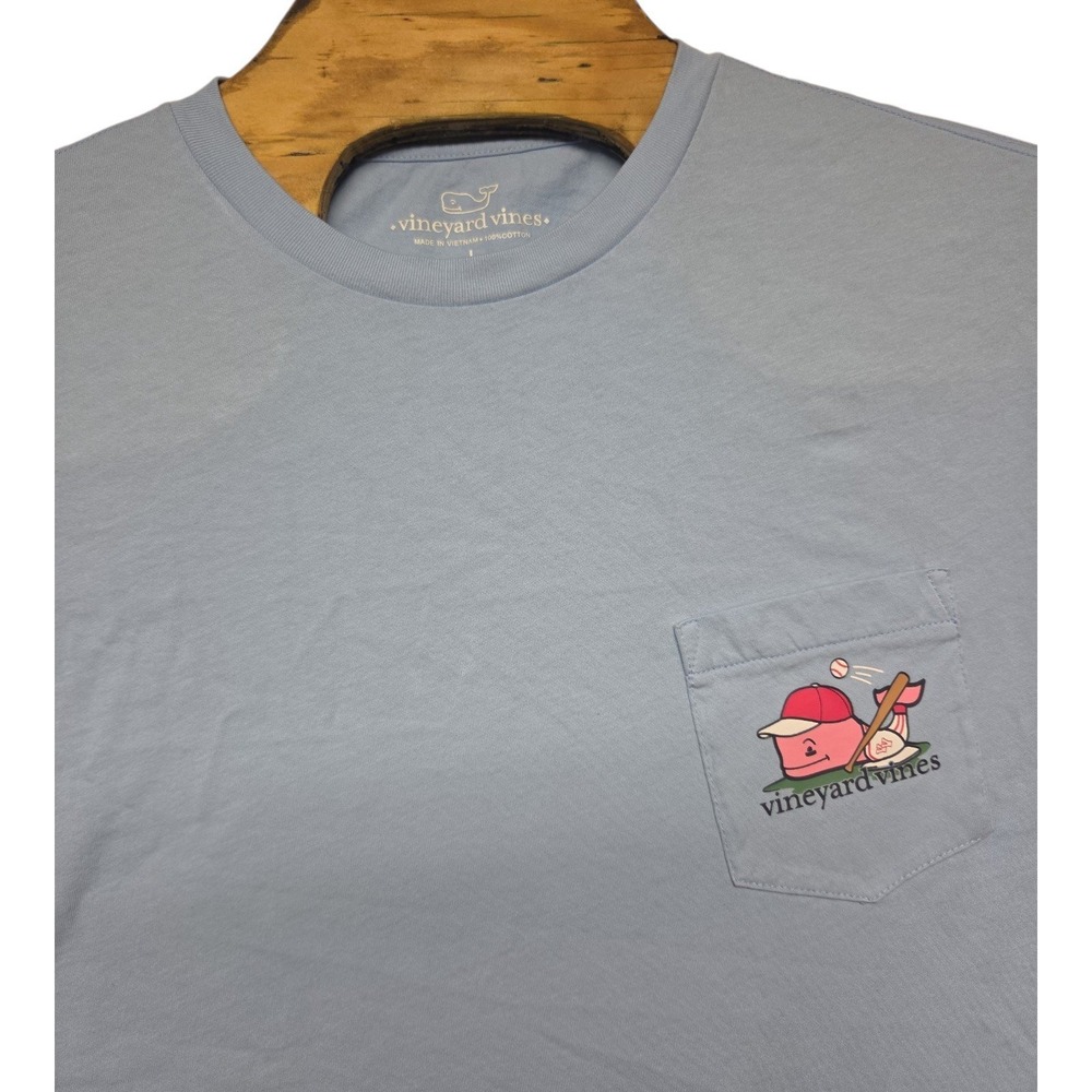 Vineyard Vines Mens Large Blue Baseball Whale Graphic Pocket T-Shirt Cotton